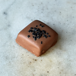 Sea Salt Caramel - Black Lava M